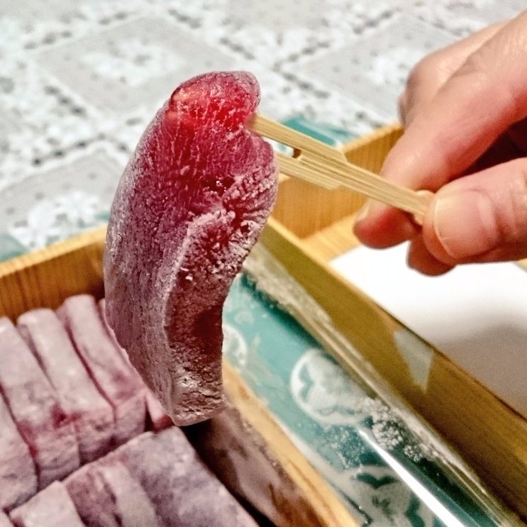 日本博多必買新名產「草莓 Q 凍」　沾煉乳超美味而網路爆紅！