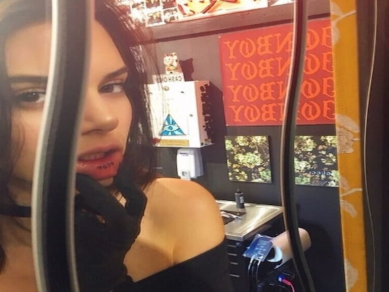 Unbelievable！Kendall Jenner 竟然在如此隱蔽的地方藏有紋身
