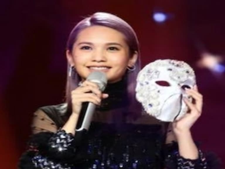 蒙面歌后「一閃一閃亮晶晶的鑽石女士」　終於真面目現身了！