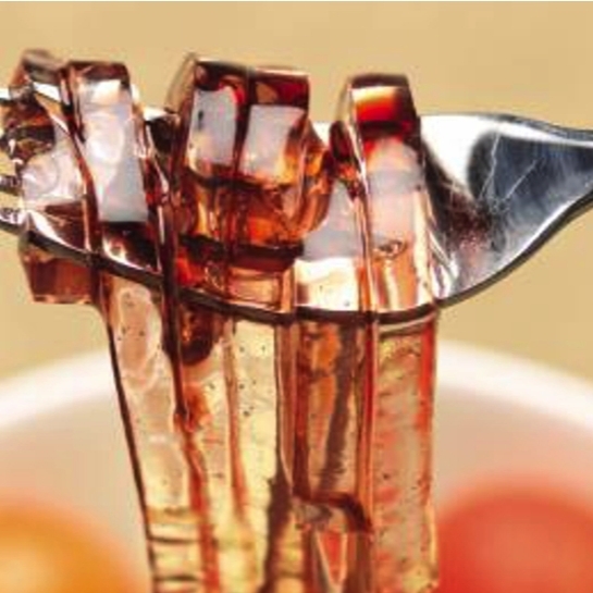 最新網紅就是它，冰淇淋加拉麵能吃嗎？