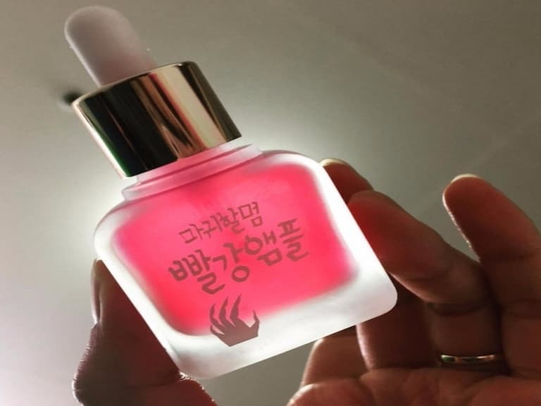 女巫專用魔法水！這感覺超詭異的美肌水，就是韓國女生的秘密武器！