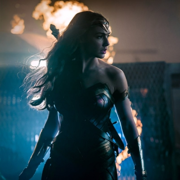 《正義聯盟》曝光神力女超人首張劇照　蓋兒賈多特再度美哭 DC 迷！