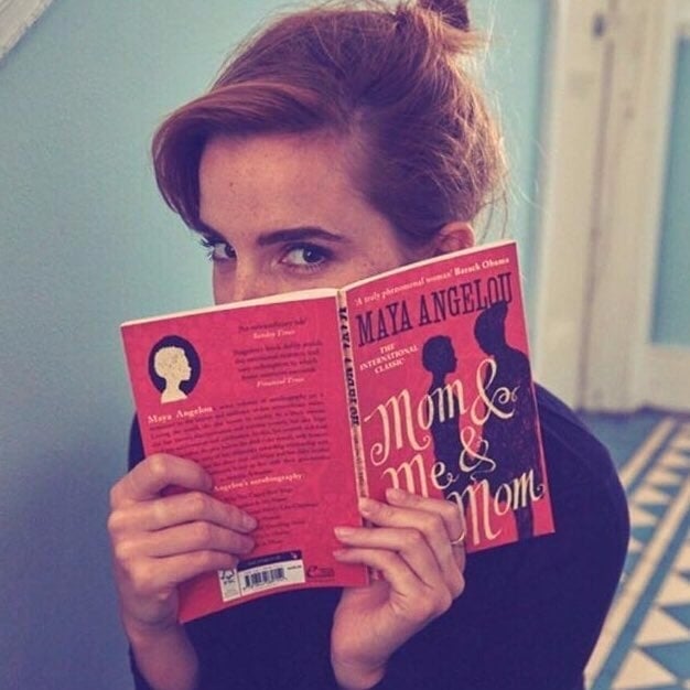 果然是妙麗！艾瑪華森為了推廣愛書　在倫敦地鐵站藏書讓粉絲尋寶！