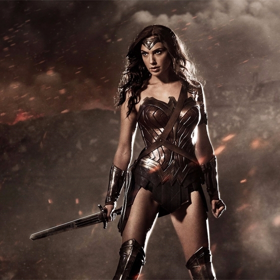 萬眾期待《Wonder Woman》最新預告發佈！快來認識新任女神 Gal Gadot ！