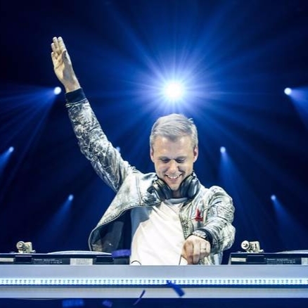 電音天神轟炸台北！DJ Armin 17 首「超強電音神曲 」　最火的是這首！