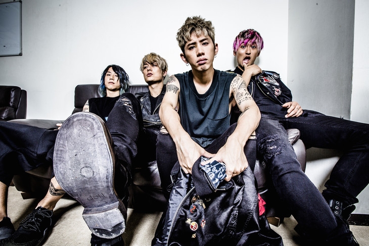 ONE OK ROCK 公開新專輯曲目　與艾薇兒合作新歌《Listen》超受期待！