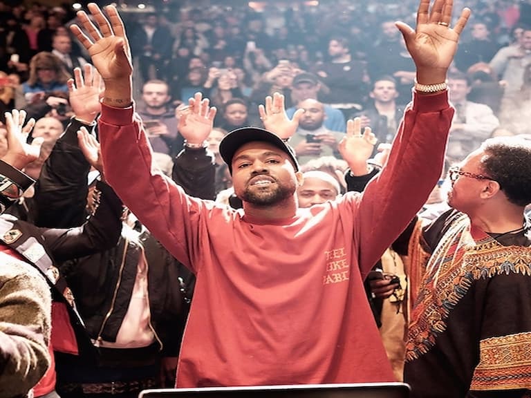 暴走失常的原因？ Kanye West 今被戴上手銬，送院進行精神評估！