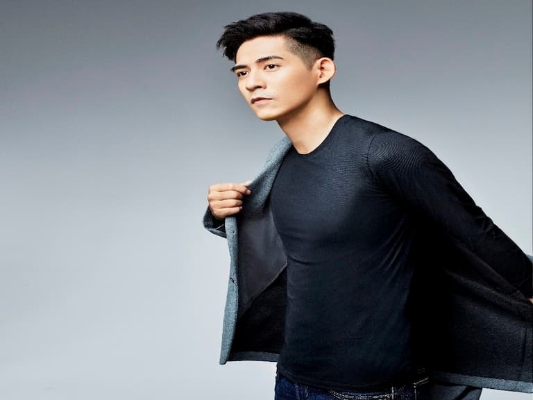 全新進化 UNIQLO HEATTECH 吸濕發熱衣，三大進化機能：添加摩洛哥堅果油、濕度調節、快乾
