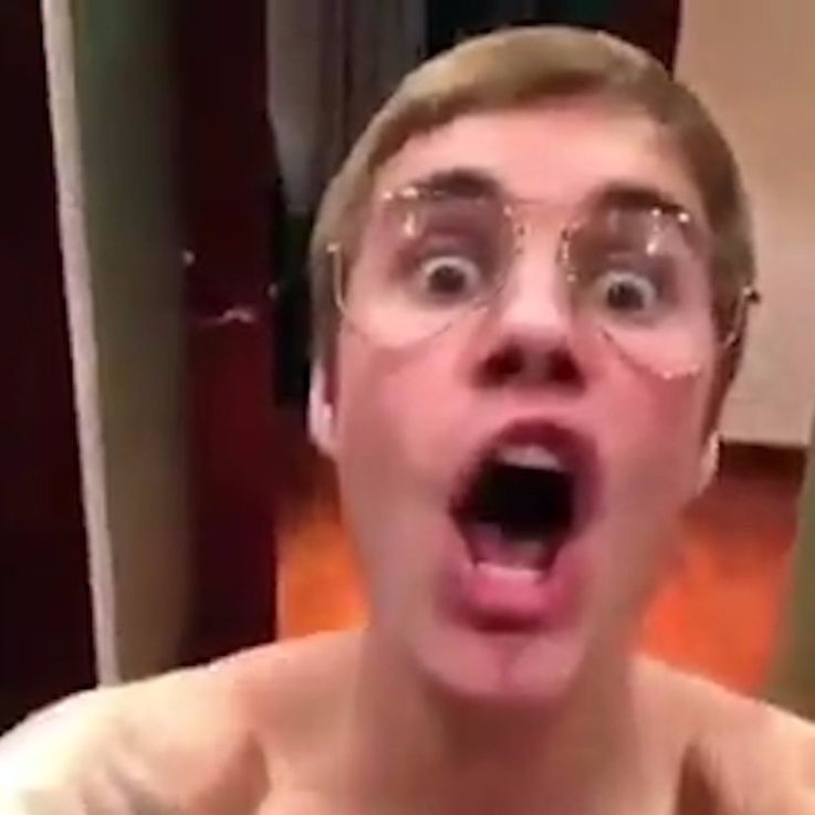 怨衰事太多？小賈斯汀用誇張表情對嘴泰勒絲歌曲《I Knew You Were Trouble》！