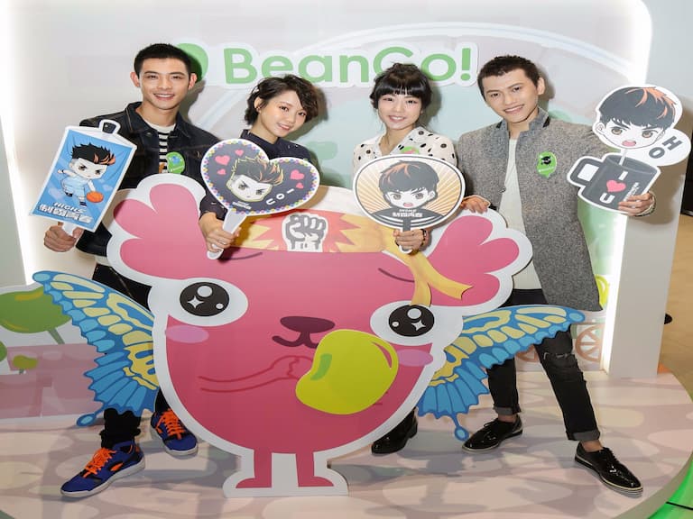 《SpeXial》晨翔、邱翊橙、予希、《A’N’D》宇宙 私組「豆豆幫」 深夜密聊全靠「它」？！