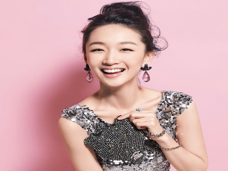【電影爆紅星】余文樂的緋聞女友、讓天甯戀破局的小三？！新科金馬影后－周冬雨
