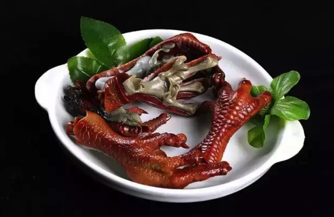 他們用翡翠做了一桌美食,價值高到工作幾輩子都吃不起!