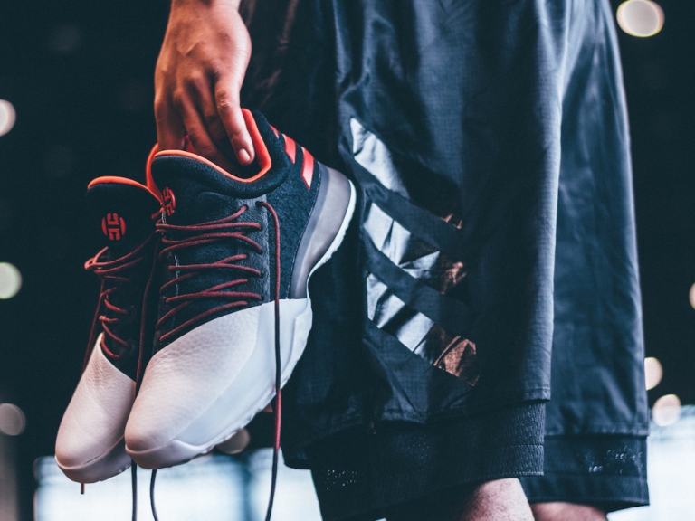 James Harden 連設計球鞋都強？5 點分析打籃球就要穿 Harden Vol. 1 的原因