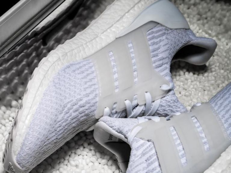 核彈級跑鞋年末最終發!嶄新「Ultra Boost 3.0」鞋身紋理全面進化
