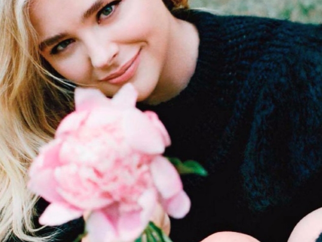 Chloë Moretz 最新瀏海髮型登場!小女生的模樣,你絕對沒有看過!