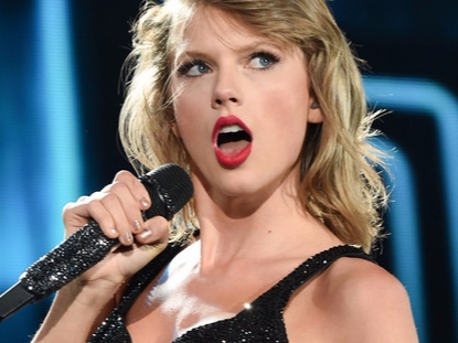 Taylor Swift又遭起訴！美國一男子要求賠償$7000，背後原因超級扯！