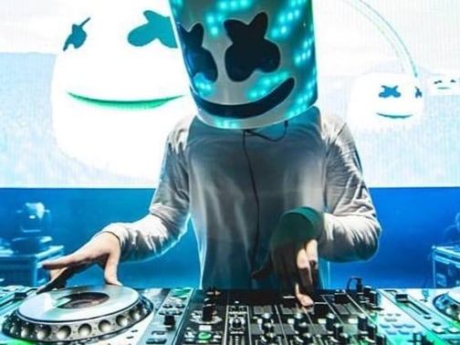 最「ㄎ一ㄤ」棉花糖，網友神推測百大 DJ「Marshmello」面具底下原來是他？！