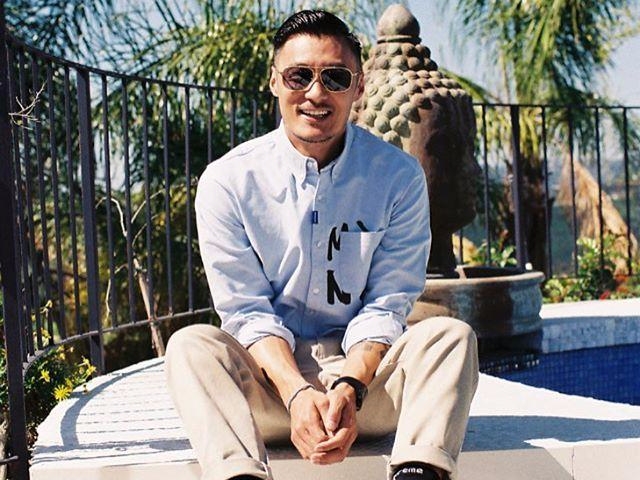 這 5 個帥到爆的「明星主理人」親自示範，告訴你他們的潮牌是要這樣穿的！