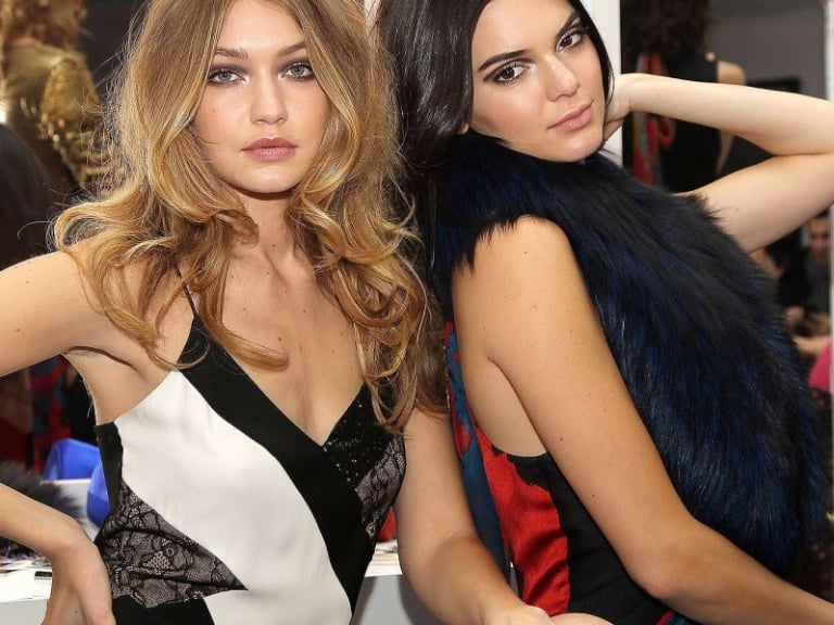 2016 超模最後一拍，Gigi Kendall 姊妹玩瘋拍片現場！