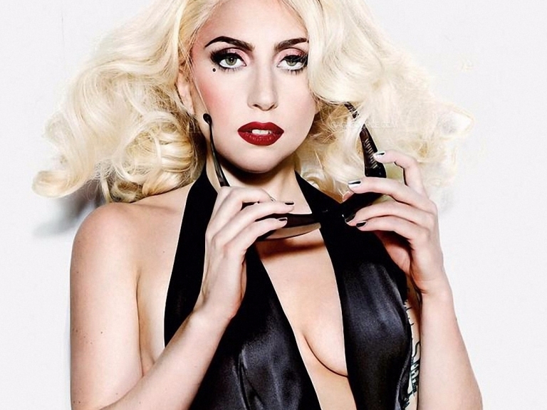 Lady Gaga 又有新刺青！這個新圖案背後的意義，真的會令人感動到！