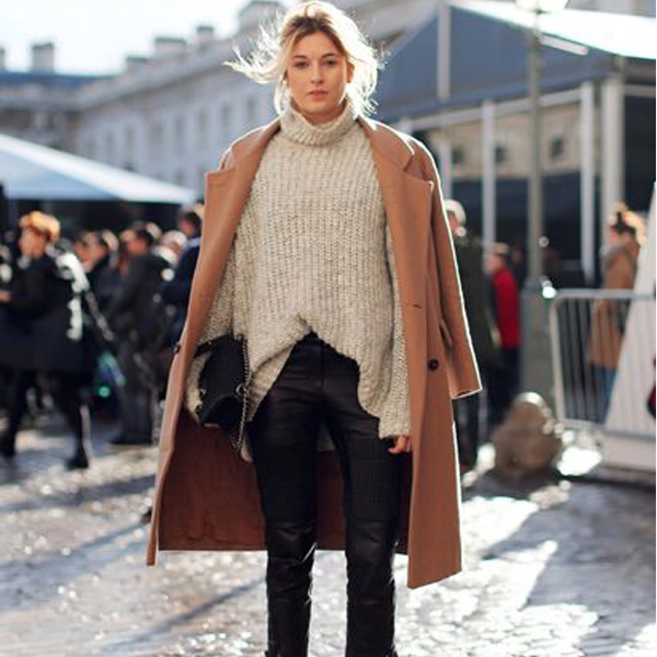 冬天必備的「長版外套」怎麼穿才能顯得高挑纖細？原來小秘訣全在這！