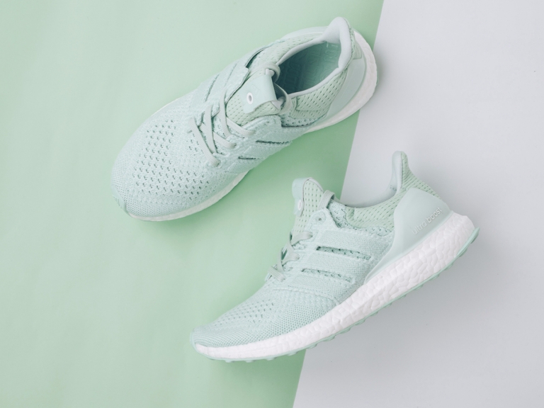 女孩必買！NAKED X Adidas Ultra BOOST 湖水綠配色正式上架