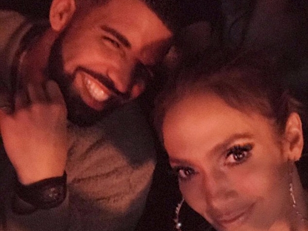 Drake 確定與大 17 歲珍妮佛·洛佩茲交往中　蕾哈娜氣到取消追蹤 JLo？