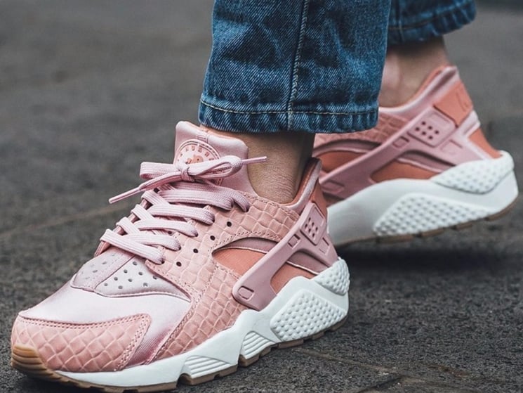 試問哪個女生能抗拒珊瑚粉色？ Nike Air Huarache 推出「Pink Glaze」款式