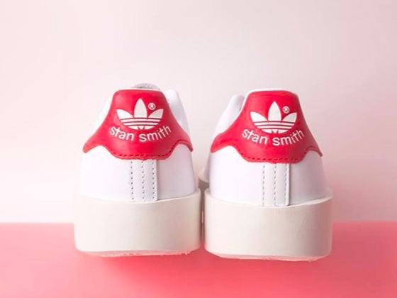 adidas Originals 推出全新 Stan Smith 厚底鞋款，絕對是嬌小女生的福利！
