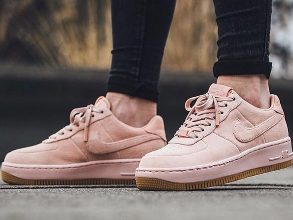 超火的粉紅波鞋熱潮！Nike Air Force 1 推出超美的吹波糖粉紅配色，相信瞬間就會售罄！