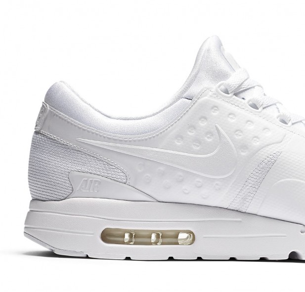 配白襪最經典!Nike Air Max Zero 全新 Triple White 今年春夏的養眼白鞋!