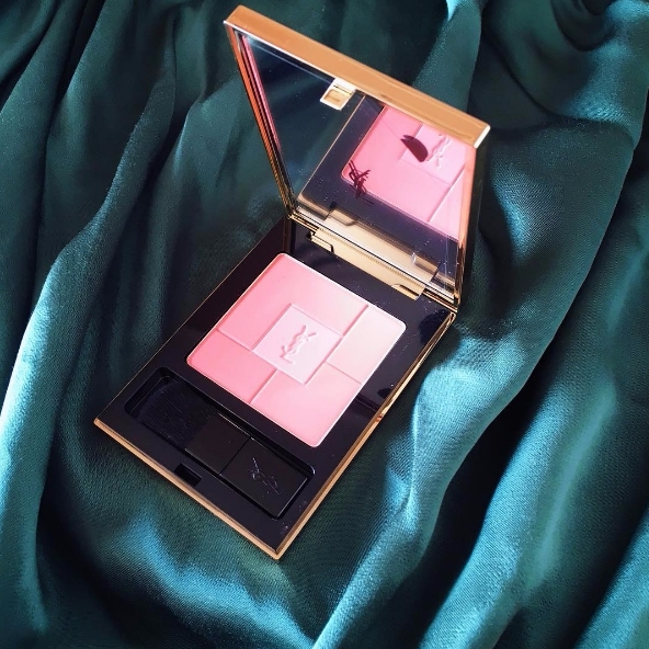 讓女生紅粉緋緋過新年！快來看看 YSL 推出的小金盒，內藏什麼美妝新品！