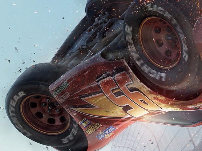 畫面超逼真！《Cars 3：閃電再起》最新預告搶先曝光　「閃電麥坤」將面臨史上最強勁對手！