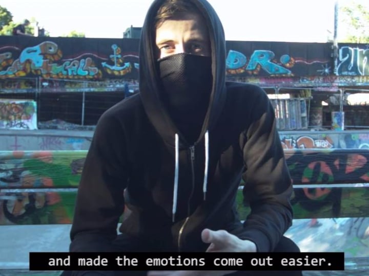 想出現在 Alan Walker 最新〈Alone〉MV 裡？竟然只要簡單「這樣做」你我都有機會！