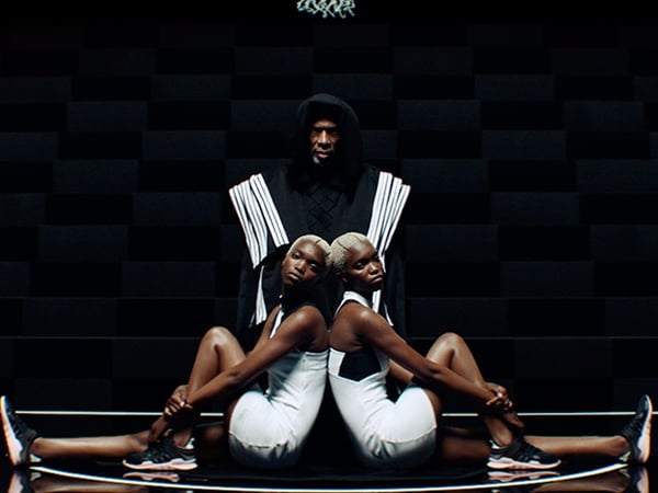 震撼驚嘆!NBA得分王、饒舌天王等10大神級潮人聯手再造adidas Originals年度大片!網友:帥成這樣合理嗎?
