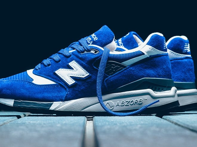 大家最愛買的無敵鞋型!New Balance 998 推出新款「紅藍雙色」麂皮鞋款!