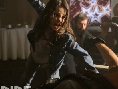 《金鋼狼 3》曝光新劇照 小蘿莉「X-23」伸出狼爪化身可怕殺人武器!