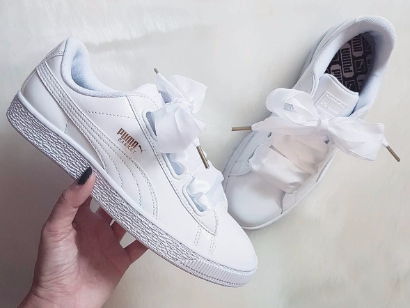 絲絨大熱！Puma 再推 Satin 蝴蝶結運動鞋，全新配色更具華麗感！