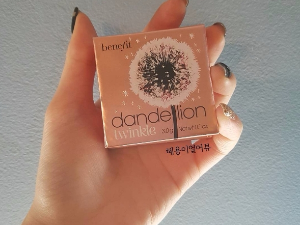 編輯看了也心動！你們最愛的 Benefit 蒲公英系列有新成員加入了！