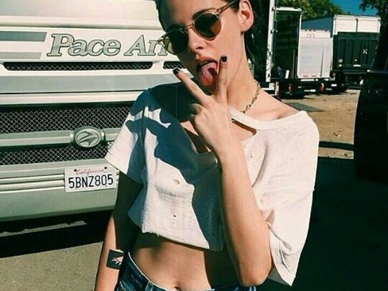 酷女孩的形象指標！Kristen Stewart 15＋妝容、髮型參考圖鑑！