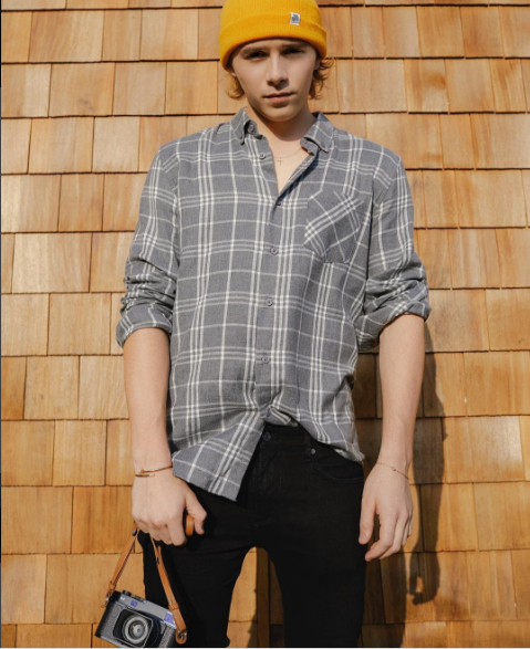 布魯克林開心與粉絲玩直播　老爸貝克漢亂入一句話卻讓他瞬間超糗...