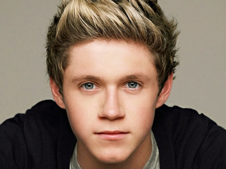 「一世代」Niall 終於換了新髮色 網友卻喊:明明金髮更好看!