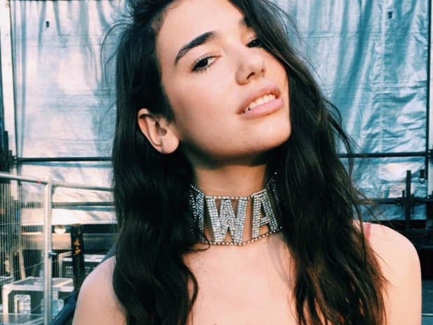 Dua Lipa 男友原來是他!倫敦小鮮肉靠好「手」藝成功擄獲辣妹心