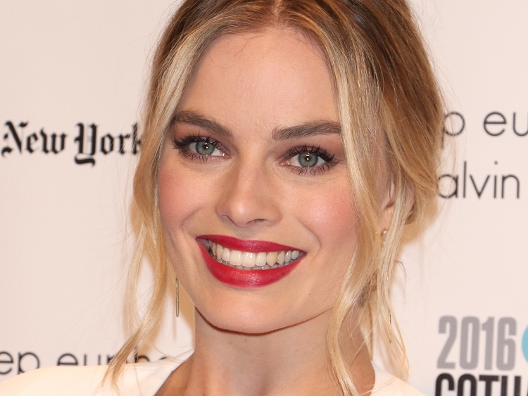 Margot Robbie 飾演傳奇溜冰選手影片曝光！女神增肥了還是那麼美是要逼死誰！