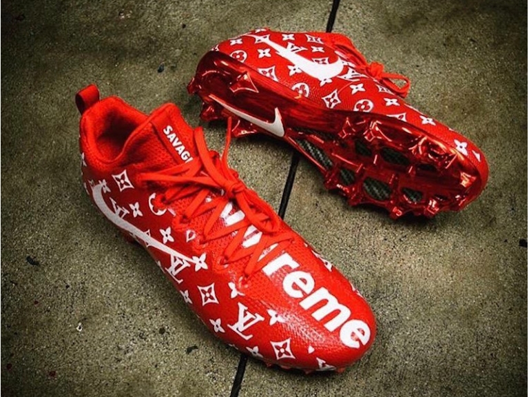 沒有極限 ! 「Supreme x Nike x LV」 三方聯名最狂足球鞋 Odell Beckham 正式上腳啦 !