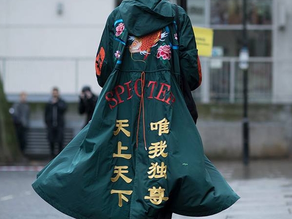 【極惡】壞到在衣服上刺字才叫態度！盤點 5 個中文字入魂的服裝品牌