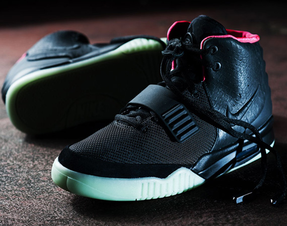 2016 年 YEEZY 價格排行榜　第一名由這雙拿下！