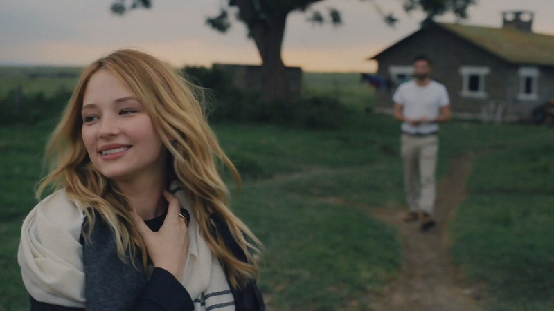 海莉班奈特顶帅气新短发 ig 暗示加入《小丑女》独立电影!