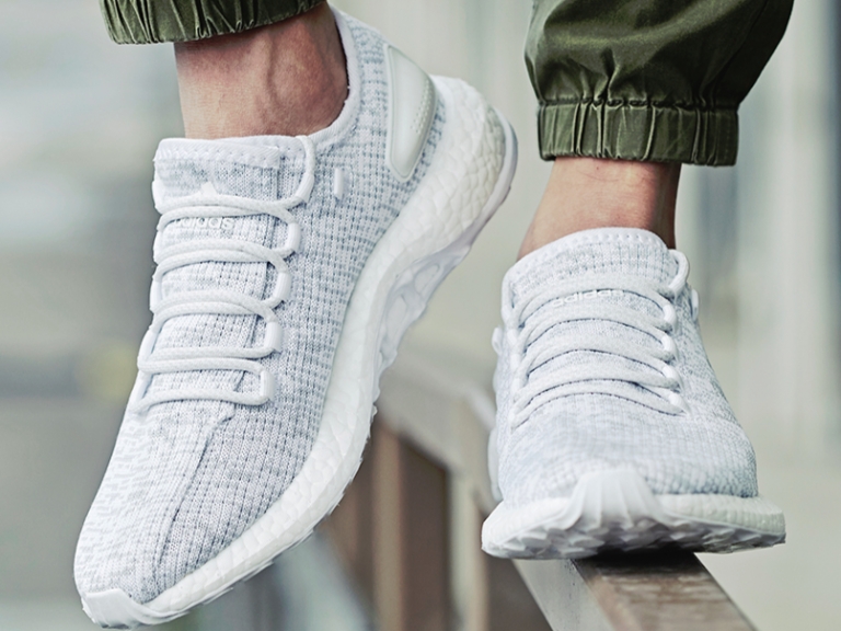 最新 adidas PureBOOST 混血神鞋,核爆級變革震撼街頭!