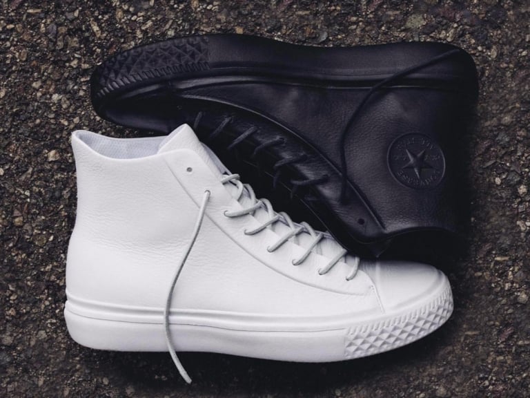 質感完美滿分！想買一雙全黑／白鞋款？Converse 新推出這兩對必定是首選！